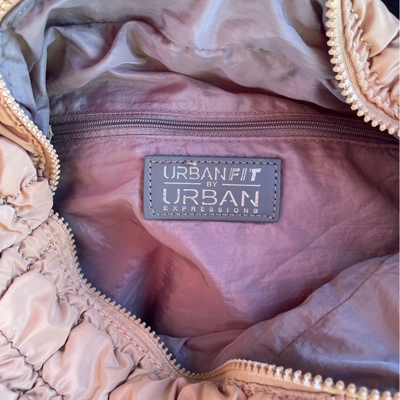 Viral Urban Expressions Puffy Quilted Carry-All Tan Crossbody Bag NWOT - Picture 5 of 6